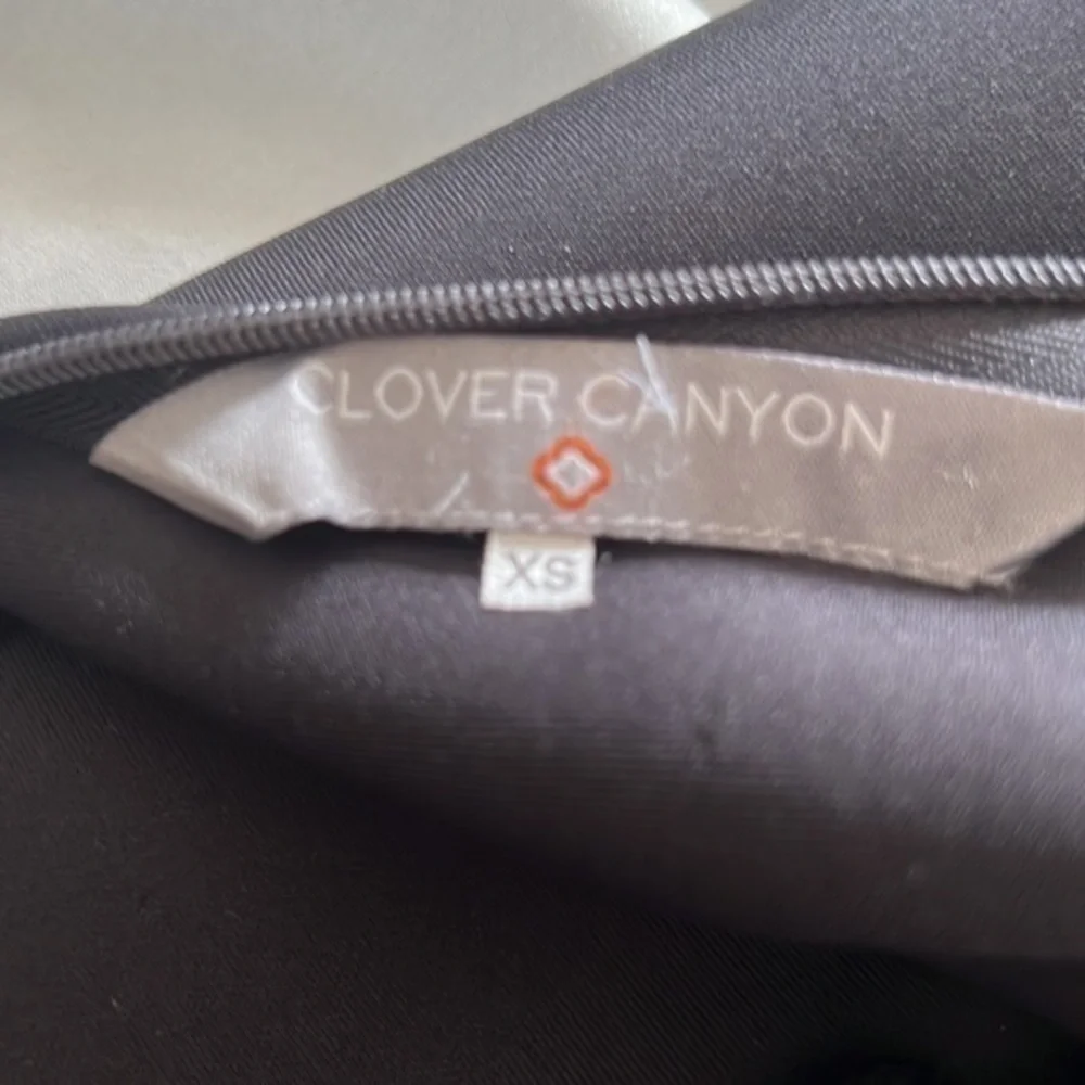 Clover canyon black scuba dress size XS - Picture 4 of 7